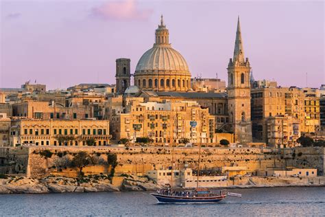 where is valletta malta.